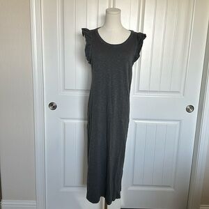 Ruffle sleeveless dress